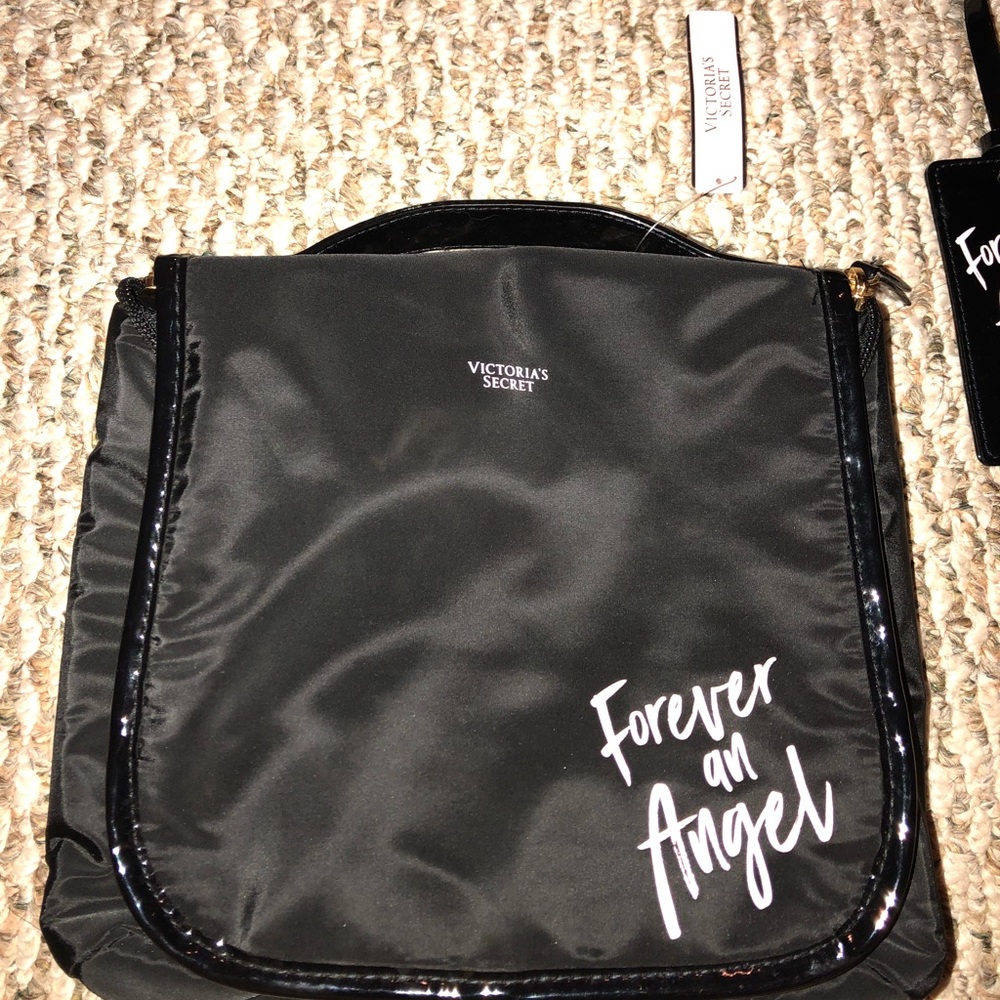 VS travel case